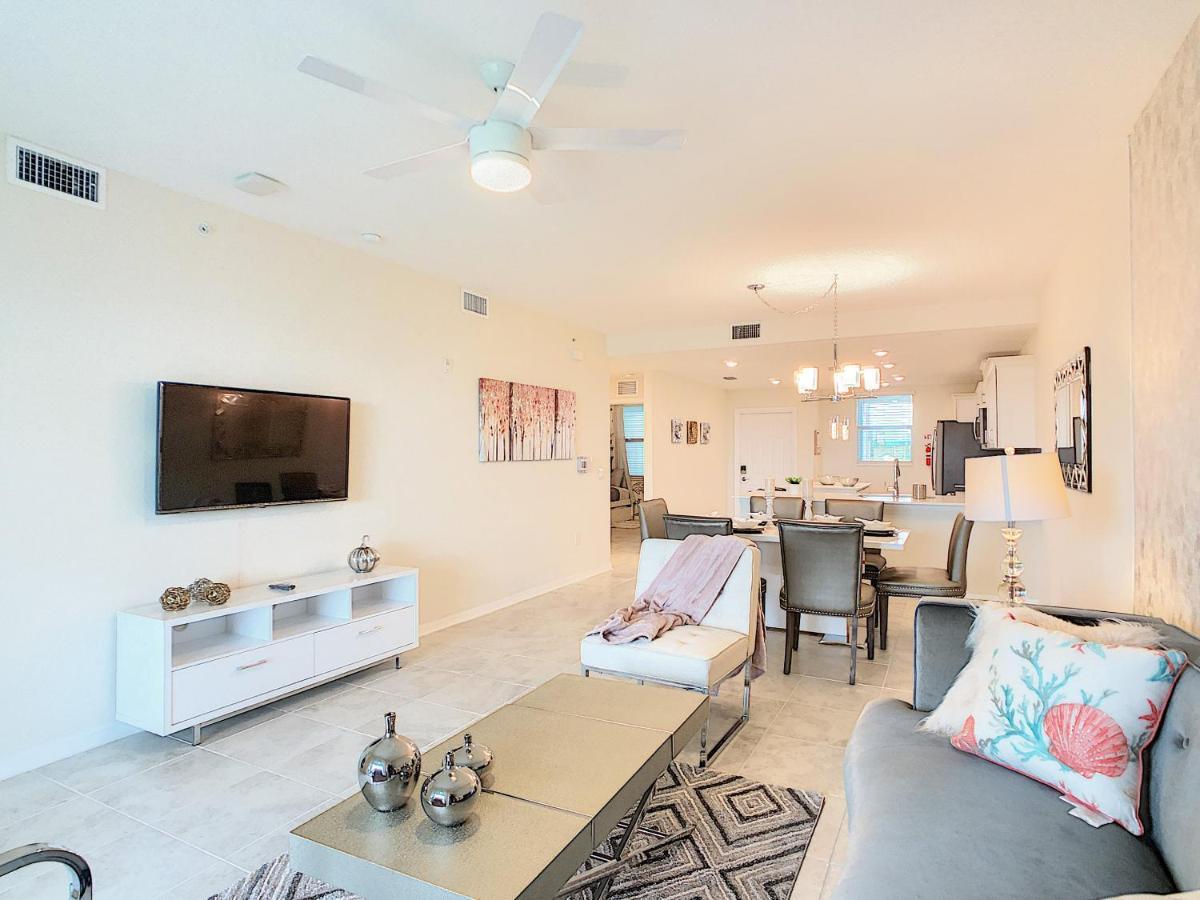 Homey 2Br Condo With 2 Clubhouses & Waterpark Kissimmee Bagian luar foto