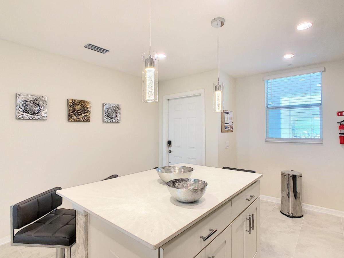 Homey 2Br Condo With 2 Clubhouses & Waterpark Kissimmee Bagian luar foto